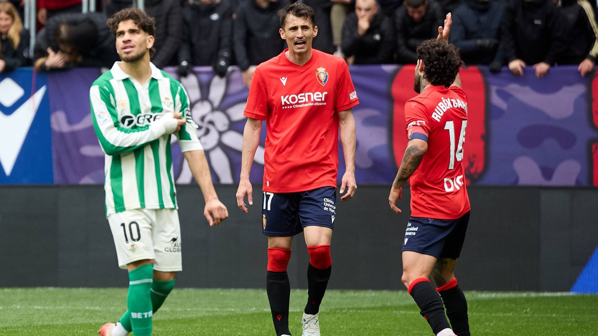 Budimir y Abde, en el Osasuna-Betis