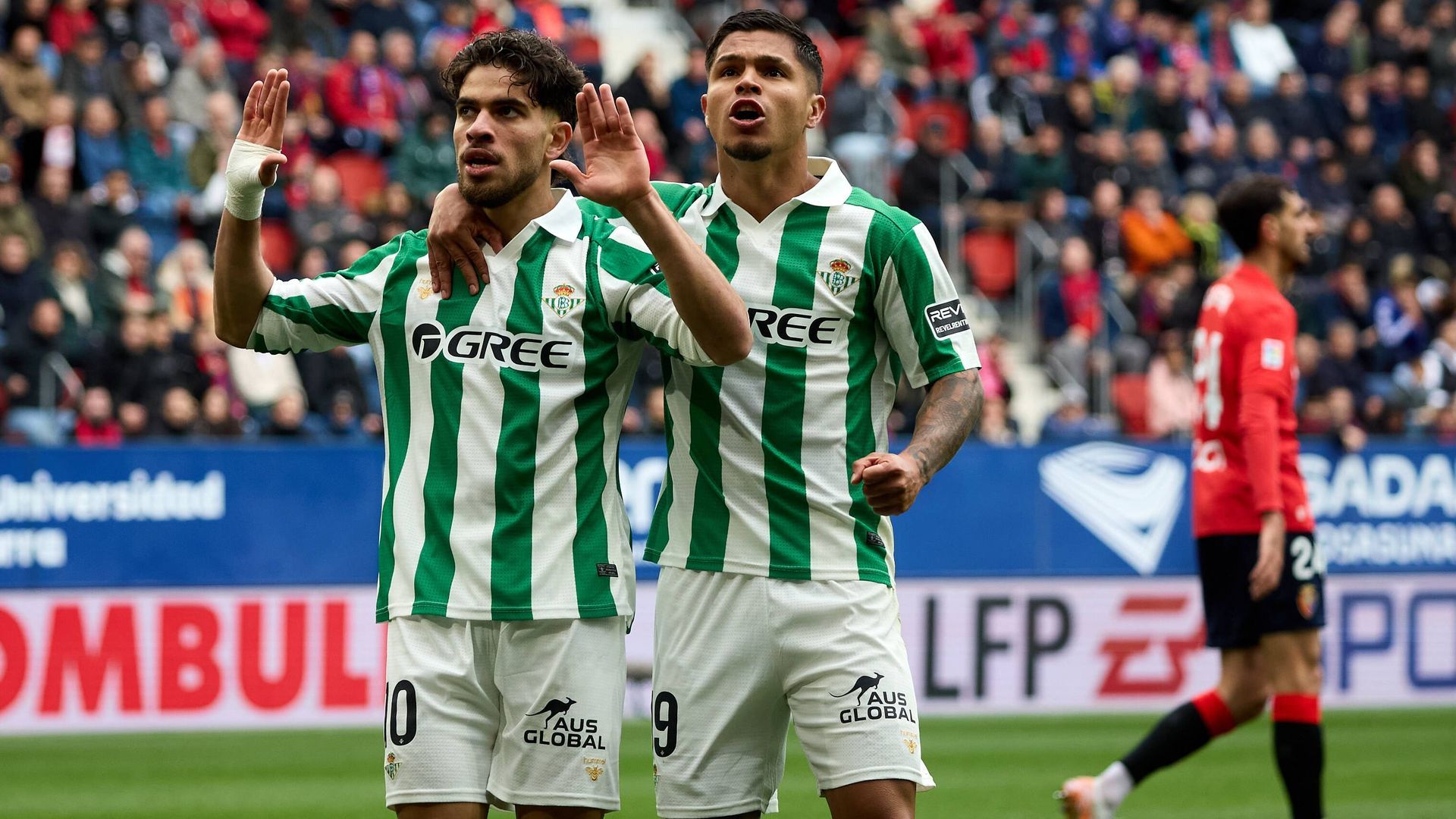 Celebración del gol de Ez Abde contra Osasuna