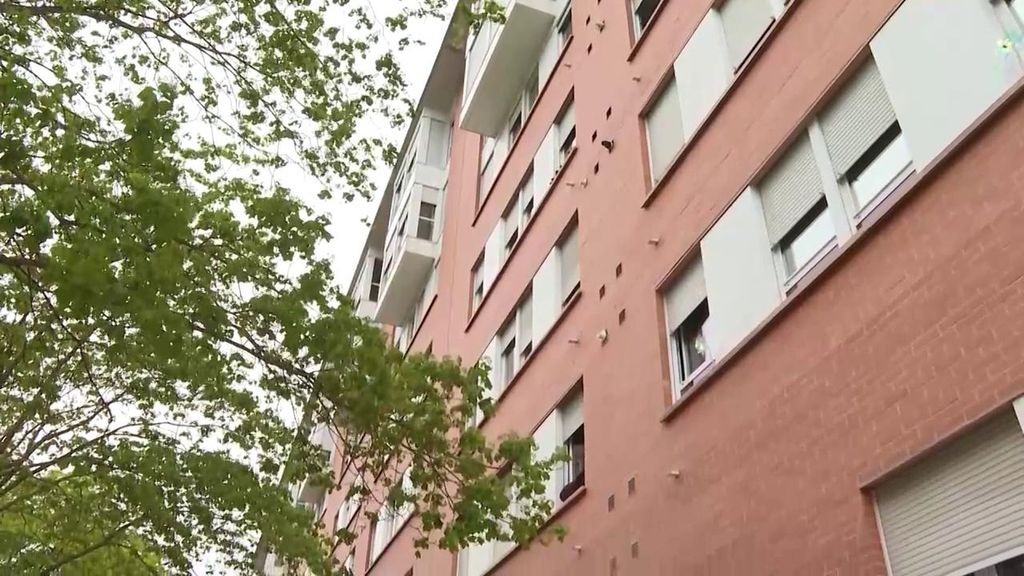 Detenido un hombre tras la muerte de una mujer de 37 años en Pamplona: investigan cómo cayó al vacío desde una vivienda