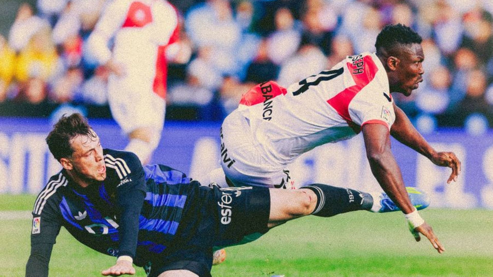 Fede Viñas marca gol ante Aidoo