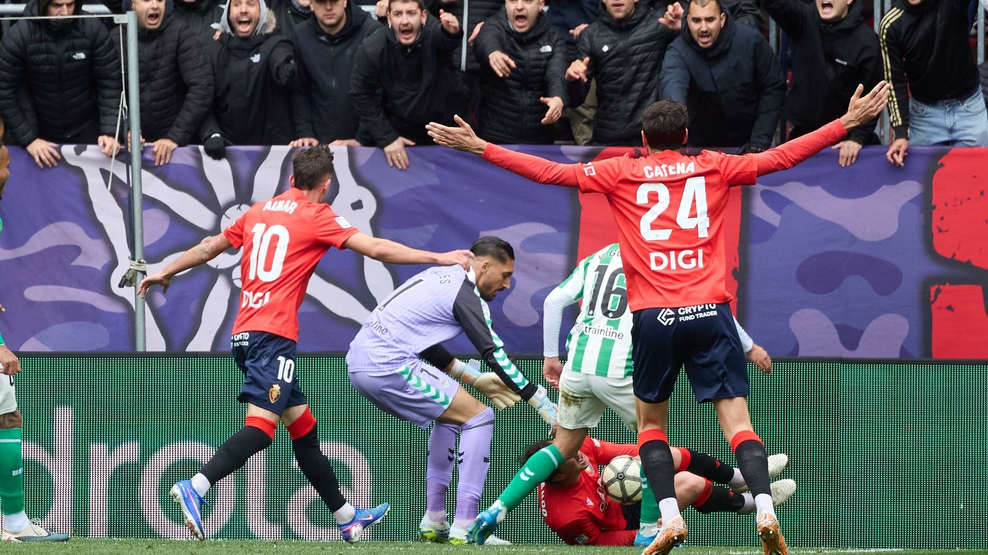 La acción del penalti de Valentín Gómez sobre Herrando