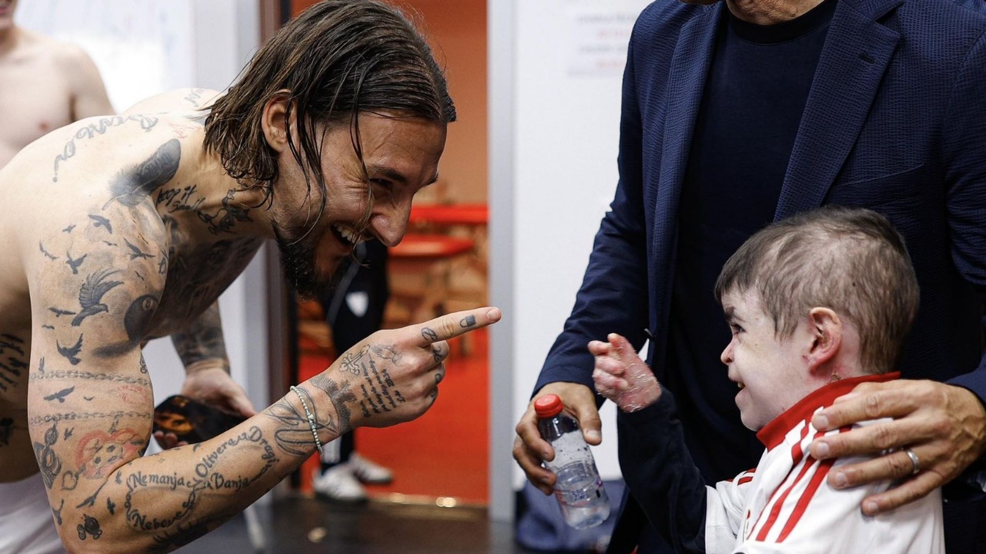 Leo, el niño sevillista que inspiró ante el Atlético de Madrid