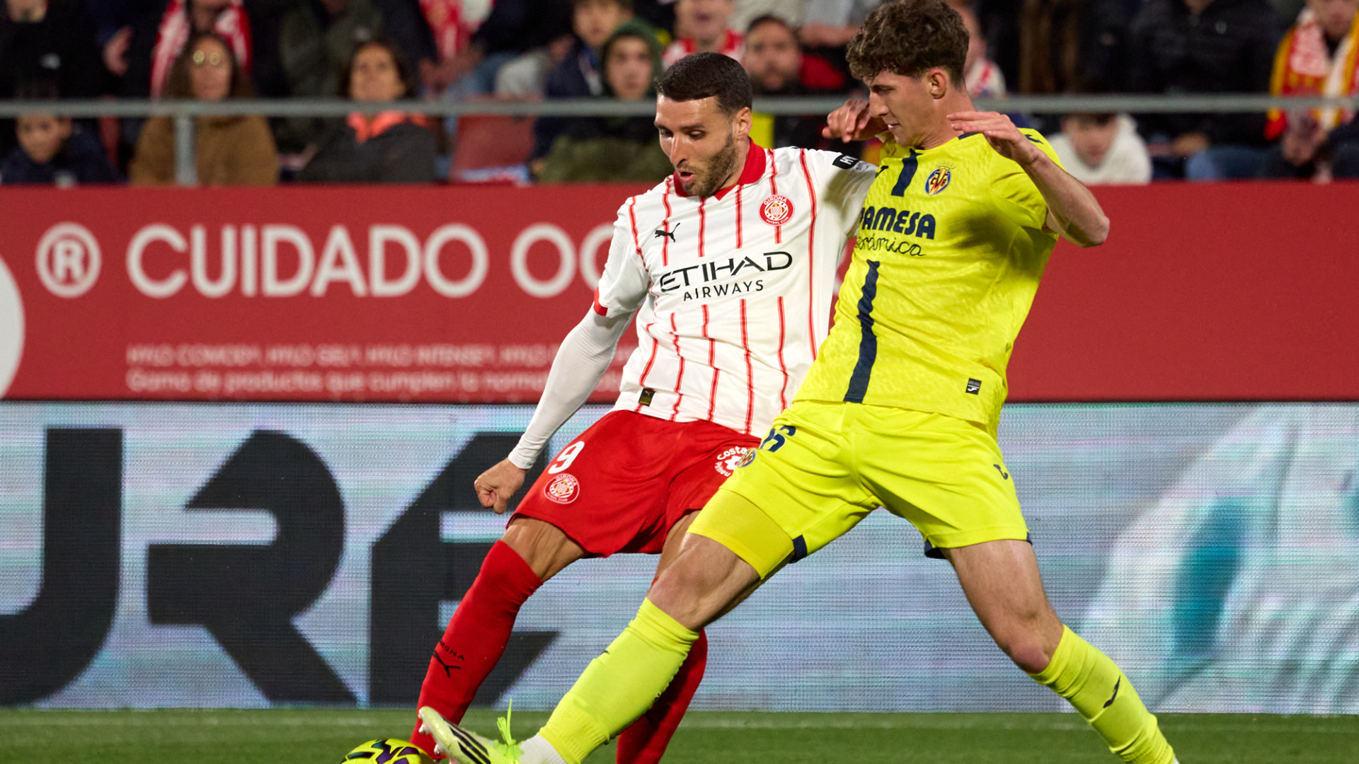 Abel Ruiz, en un partido con el Girona