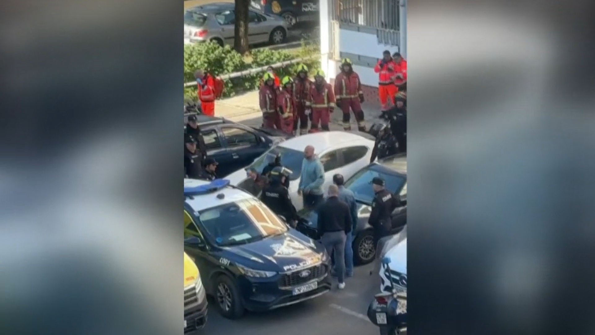 El detenido por asesinar a su expareja en el portal de su casa en Córdoba vivía en el piso de arriba pese a tener una orden de alejamiento El detenido por asesinar a su expareja en el portal de su casa en Córdoba vivía en el piso de arriba pese a tener una orden de alejamiento