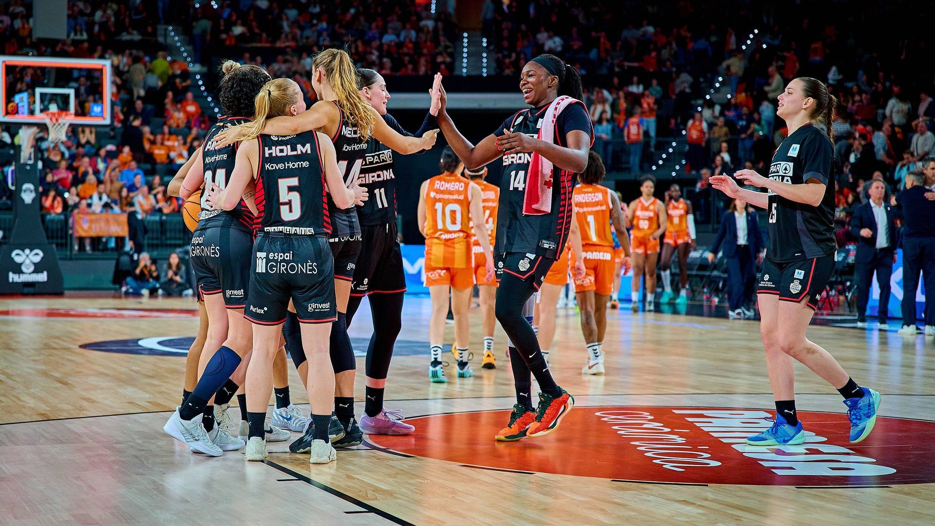 El Spar Girona celebrando una victoria esta temporada