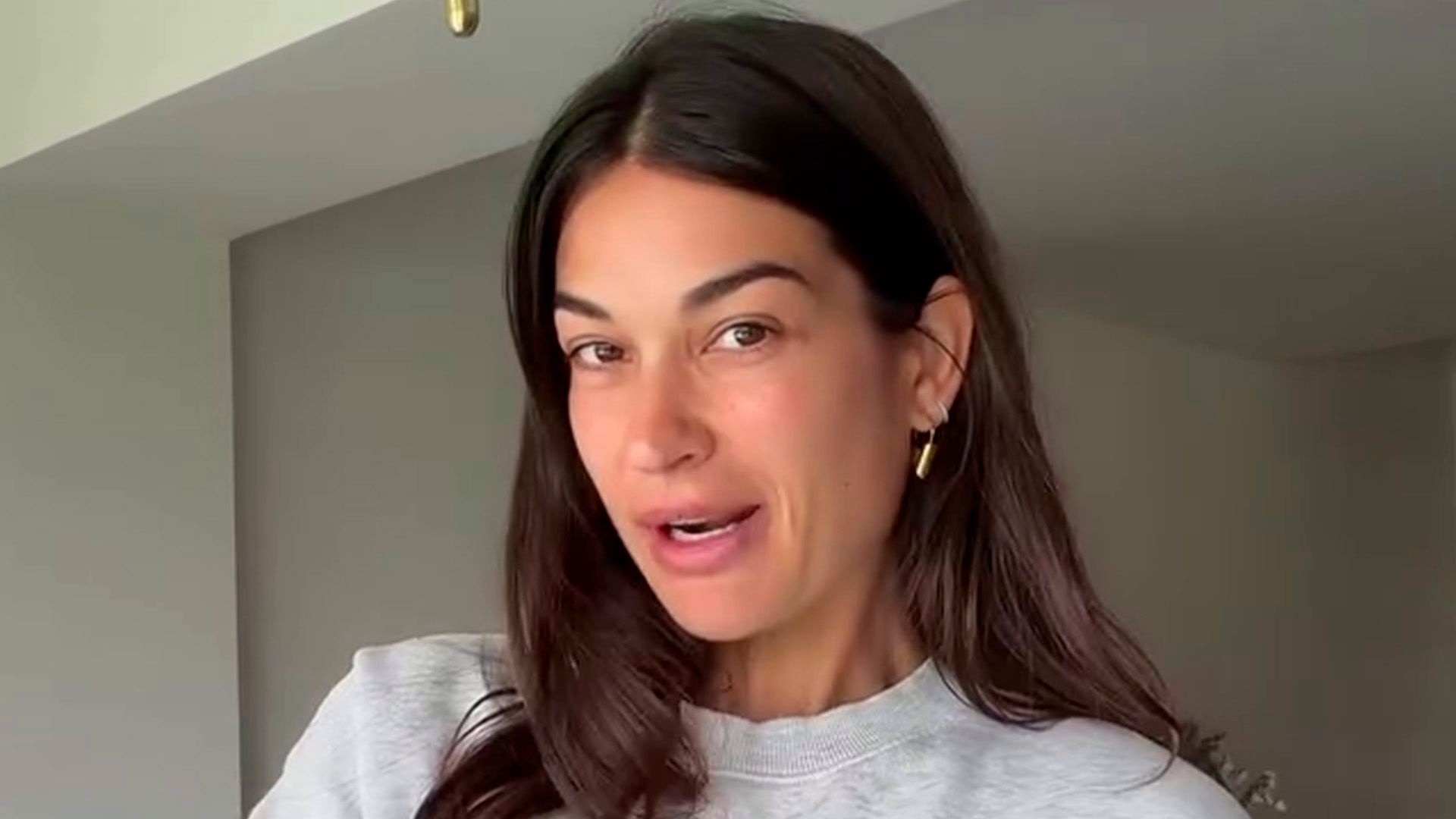 Estela Grande desvela el motivo por el que ha pasado la primera noche lejos de sus bebés