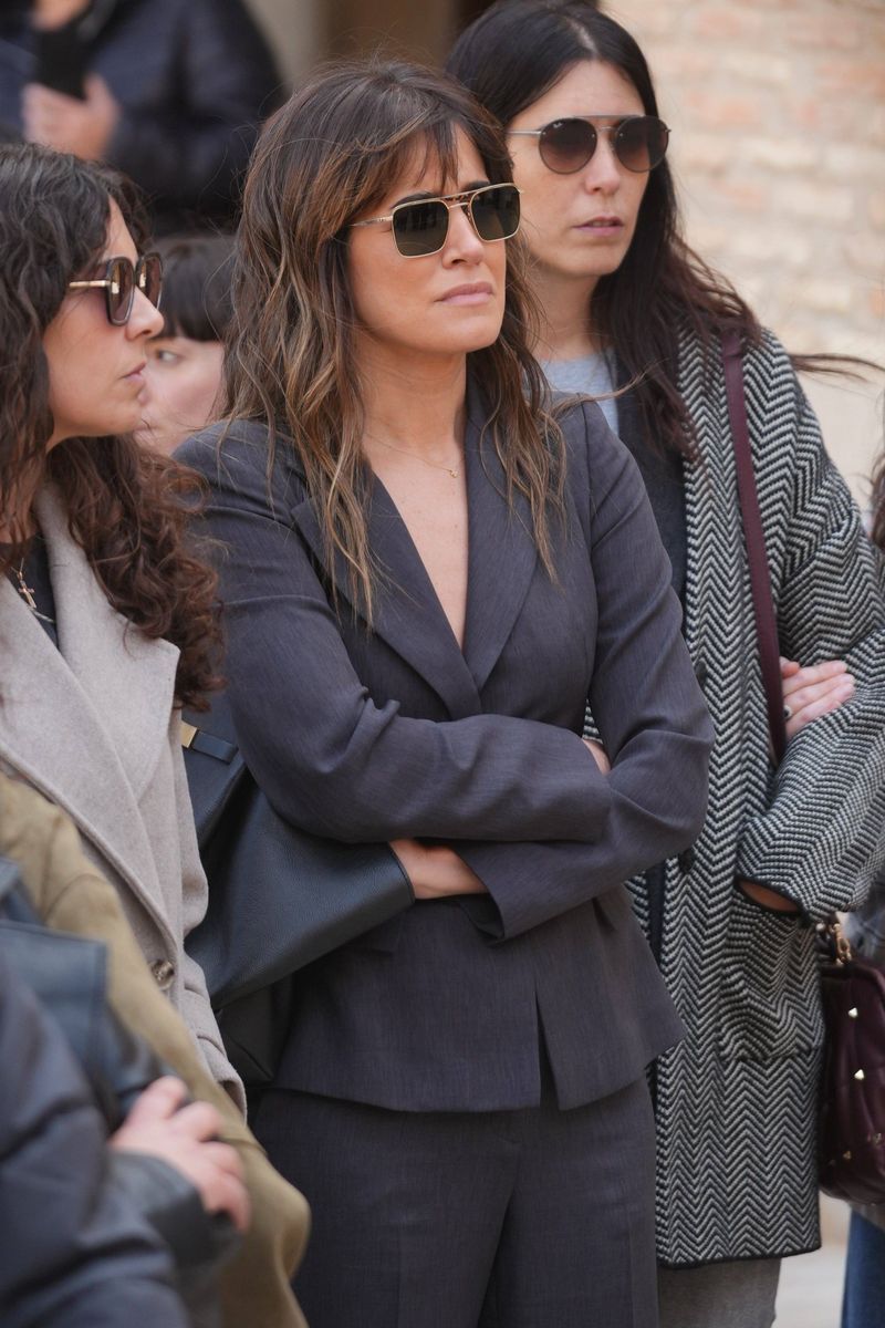 Isabel Jiménez, presente en la despedida de Goyi Arévalo, madre de su amiga, Sara Carbonero