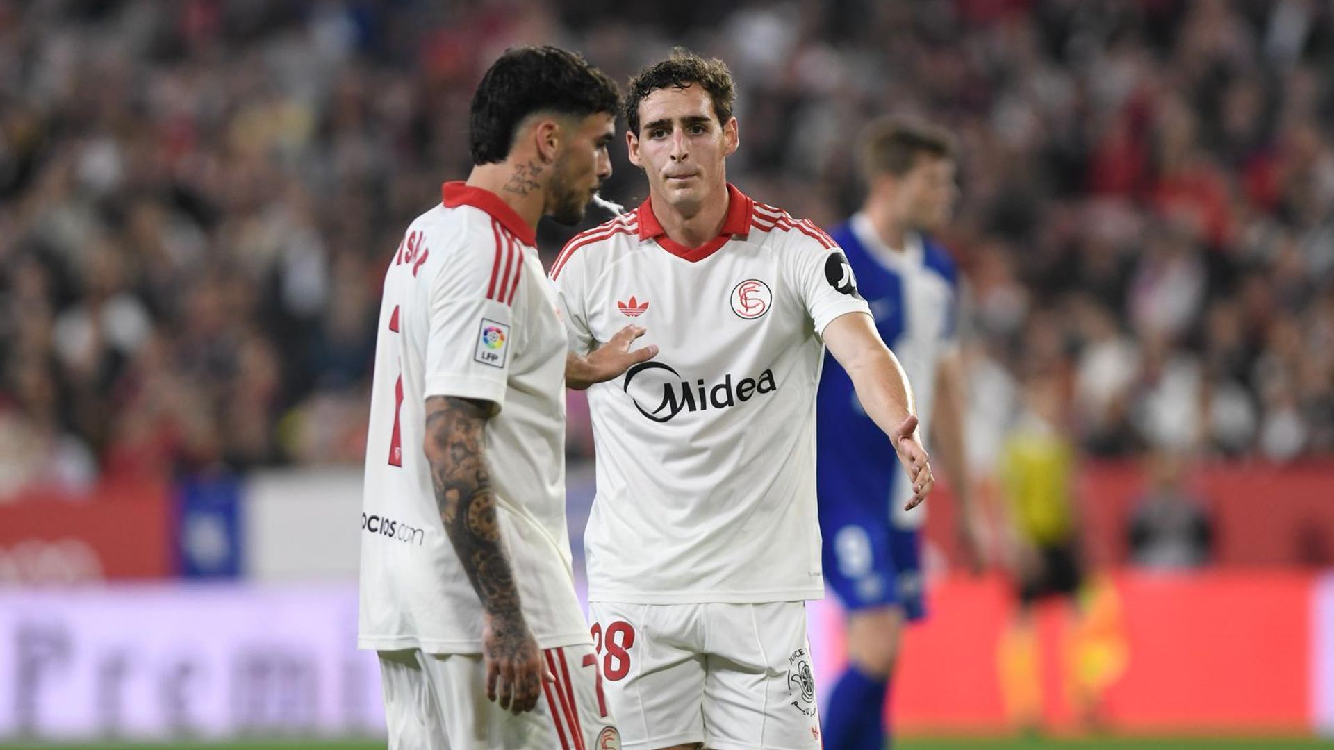 Manu Bueno e Isaac Romero, en el Sevilla - Atlético de Madrid Manu Bueno e Isaac Romero, en el Sevilla - Atlético de Madrid