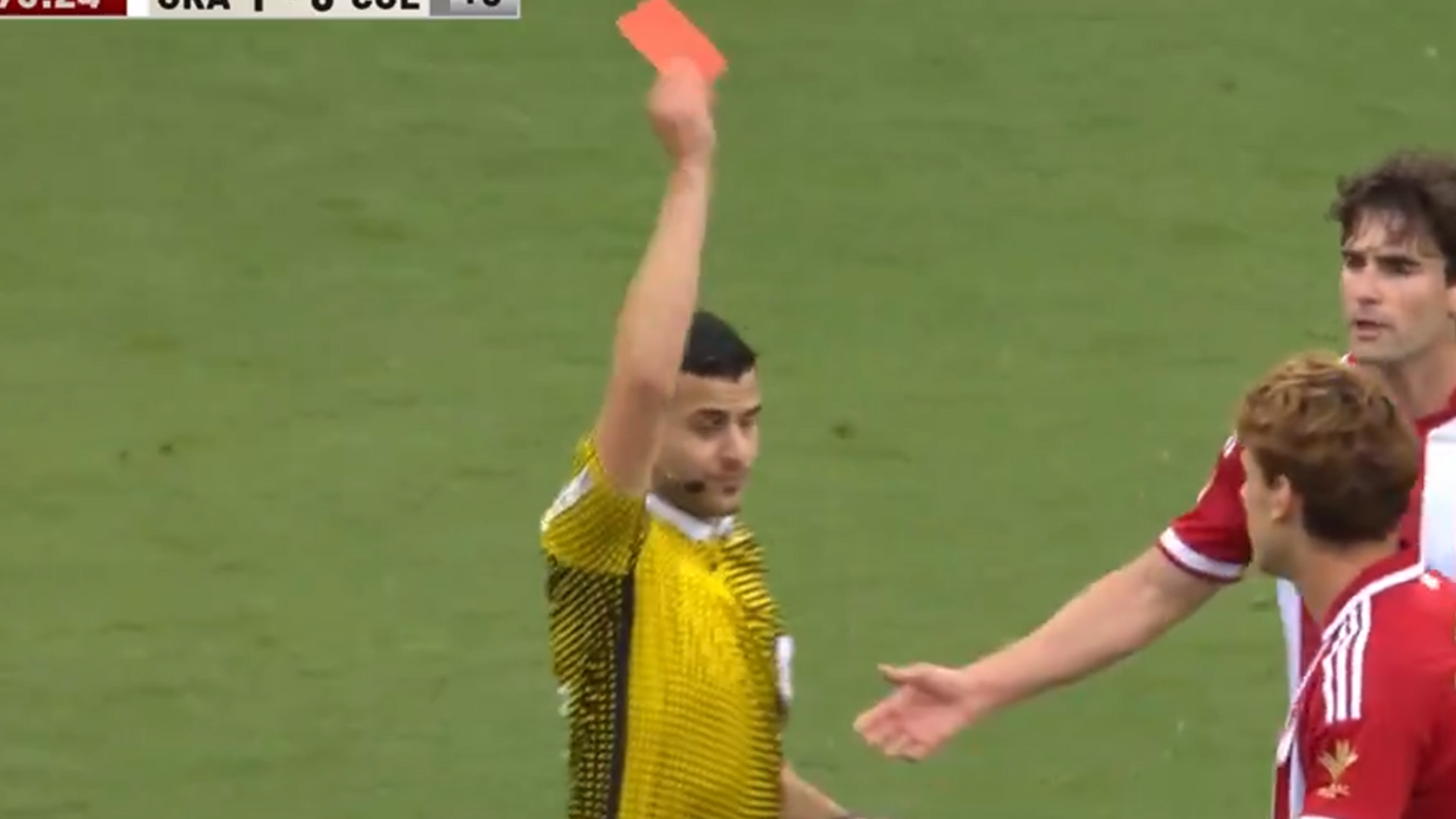 Ojaos Valera expulsa a Jorge Pascual en el Granada-Cultural Leonesa