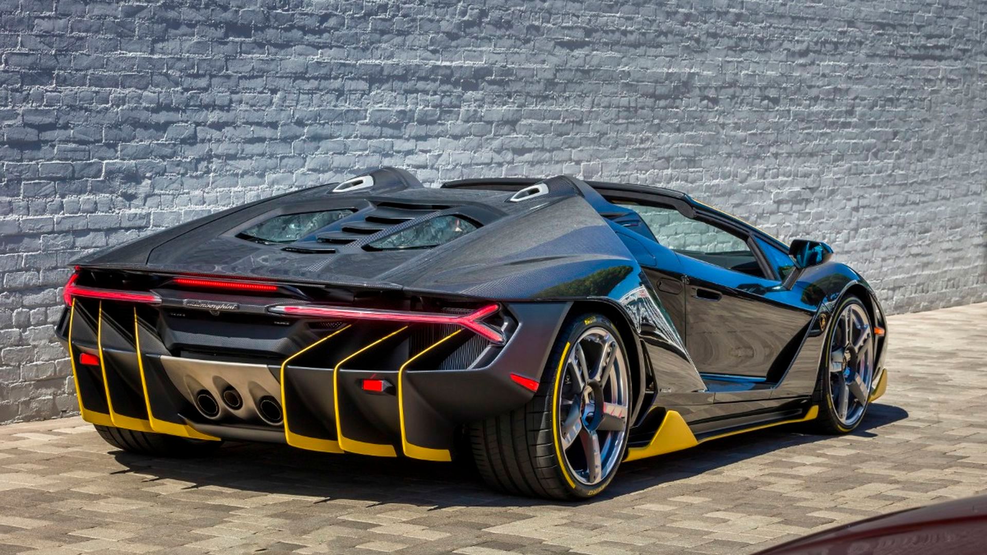 Parte trasera del Lamborghini Centenario Parte trasera del Lamborghini Centenario