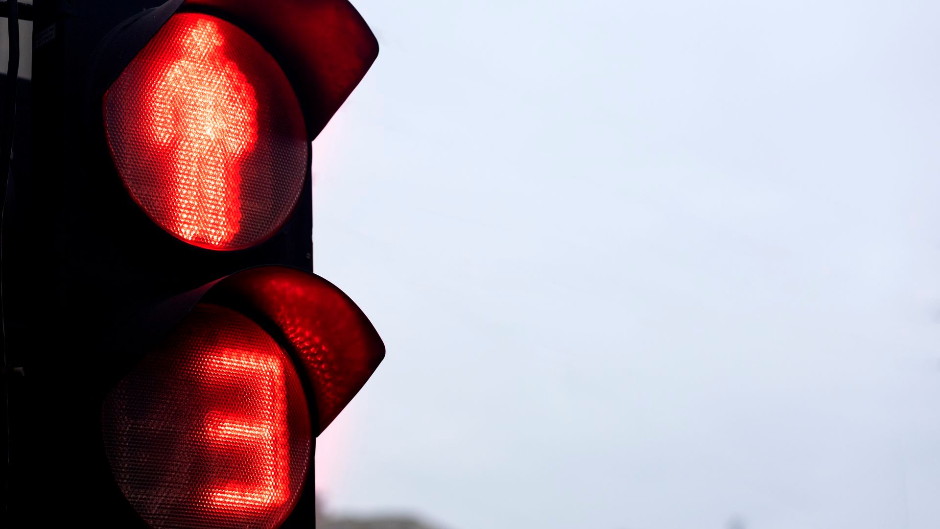 Semáforo en rojo para peatones Semáforo en rojo para peatones