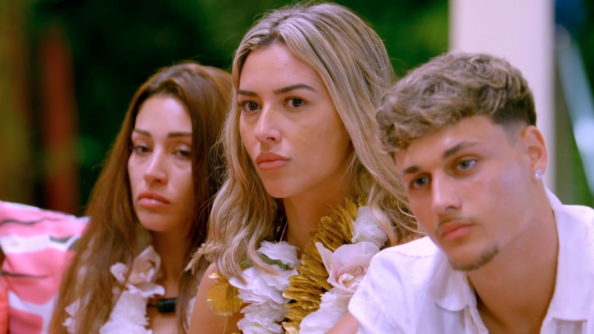 El regreso de los participantes de 'LIDLT 10' a las villas, al completo: llantos y muchos reproches