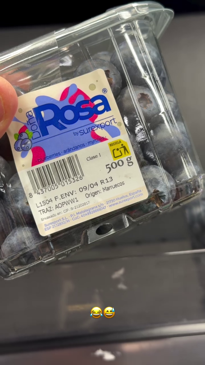 Los arándonos que compran Sofía y Kiko en una gran superficie