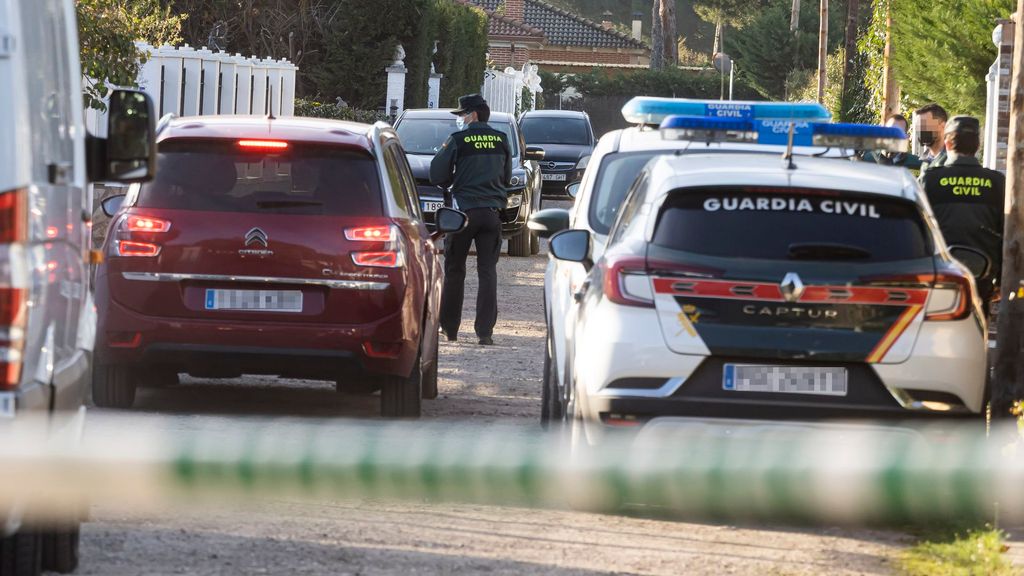 Los registros previos en el chalé de Óscar, el sospechoso de la muerte de Esther López en Traspinedo: casi 500 muestras recogidas sin resultados incriminatorias