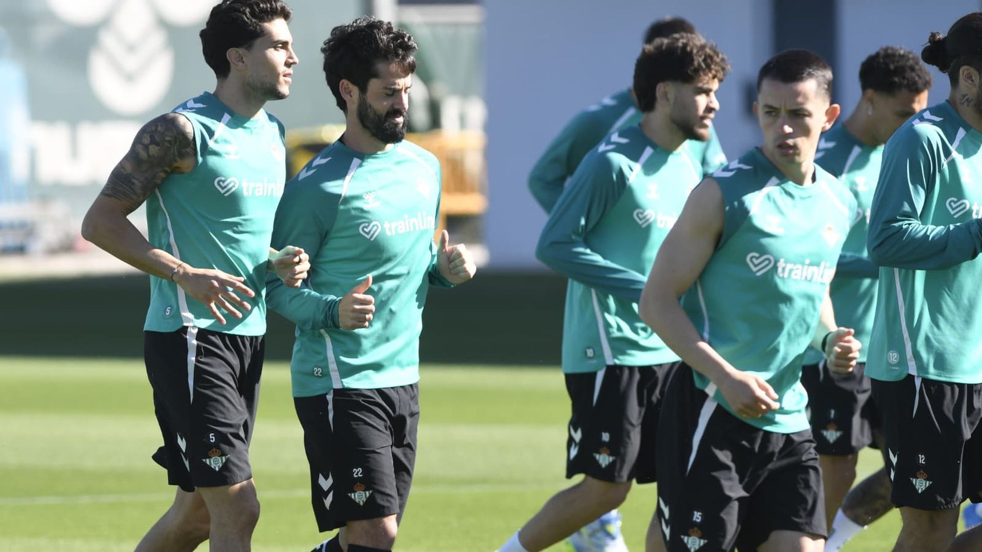 Marc Bartra e Isco, en el entrenamiento del Betis de este martes
