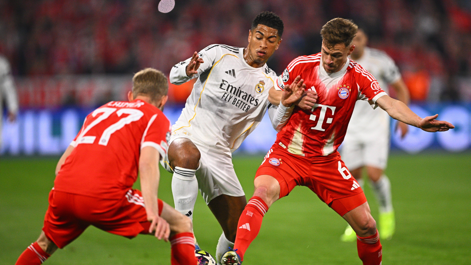 Bellingham, ante Kimmich en el Bayern-Real Madrid
