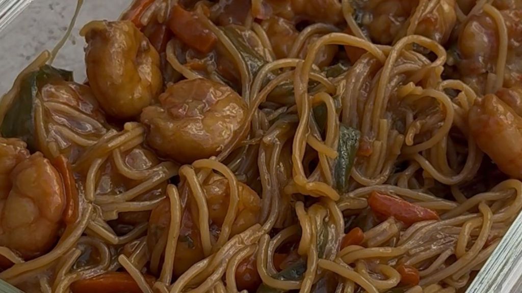 batchcooking para principiantes: pollo al kéfir con especias, menestra de verduras y rica pasta con salsa de calabaza