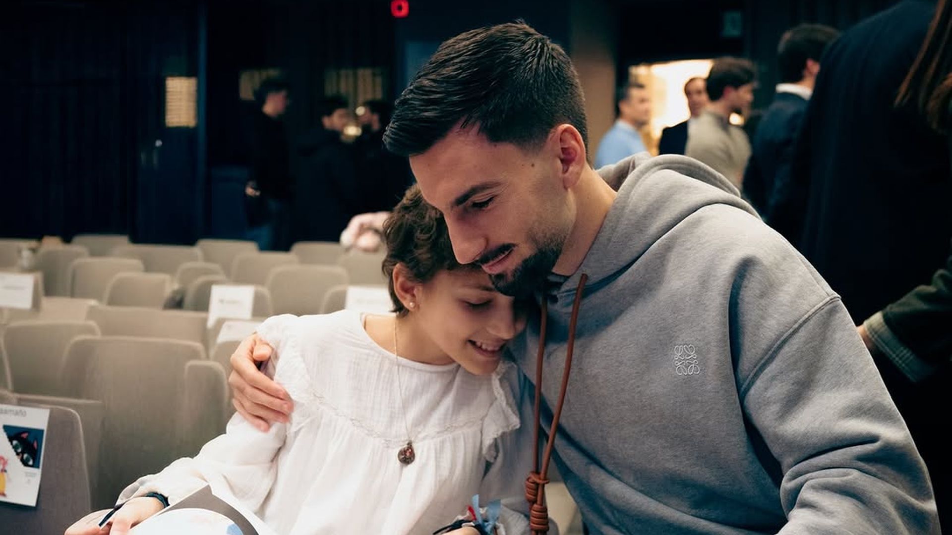 Álex Baena junto a María Caamaño Álex Baena junto a María Caamaño