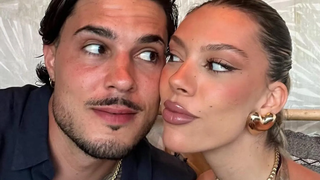 Alejandra Rubio y Carlo Costanzia desvelan el sexo del bebé que esperan: su íntimo gender reveal