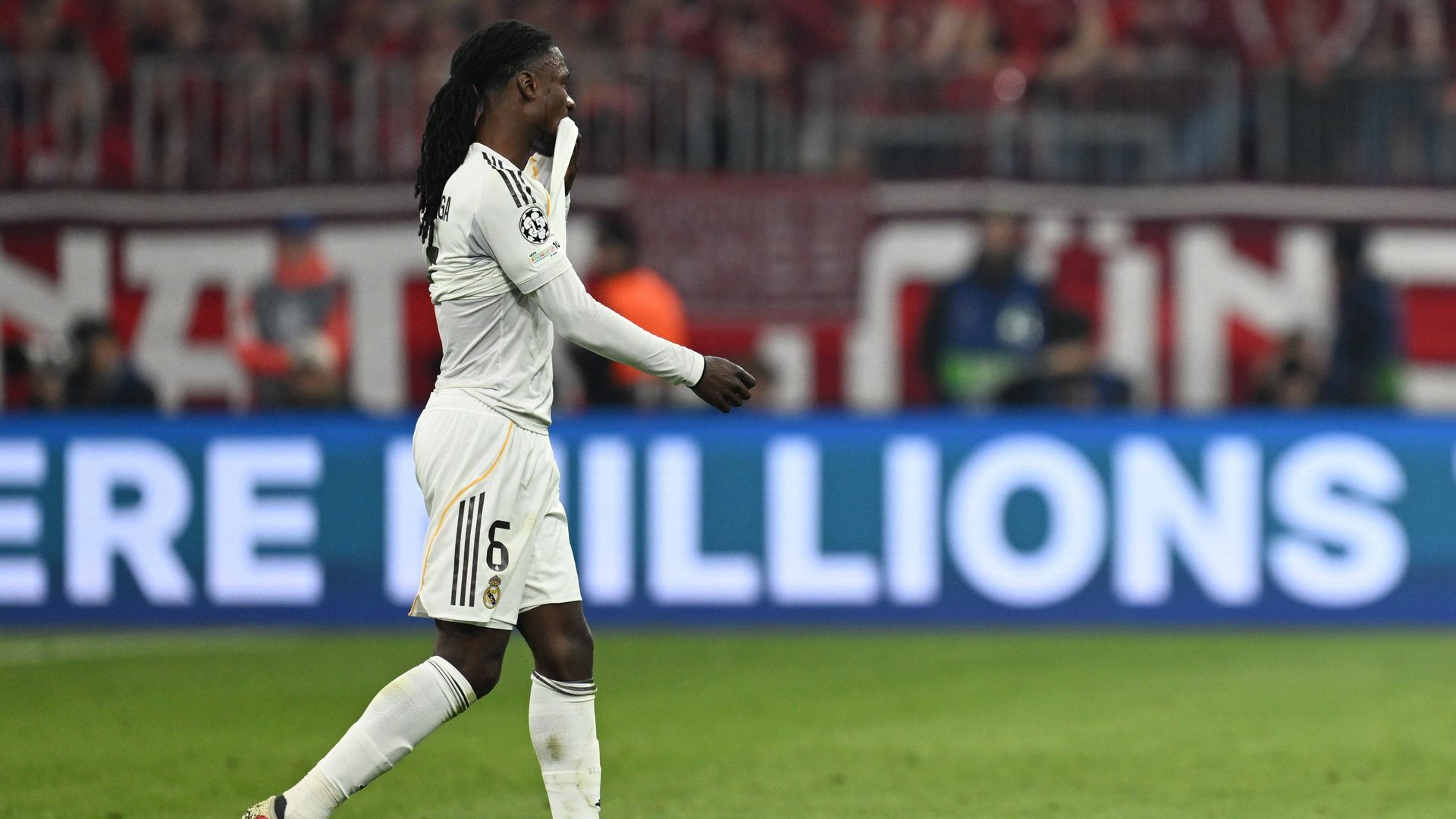 Eduardo Camavinga, expulsado en el Allianz Arena