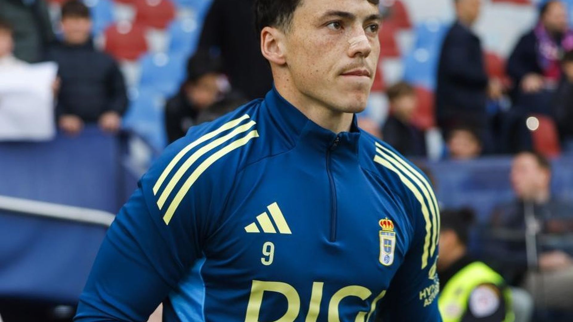 Fede Viñas, en un partido del Real Oviedo Fede Viñas, en un partido del Real Oviedo