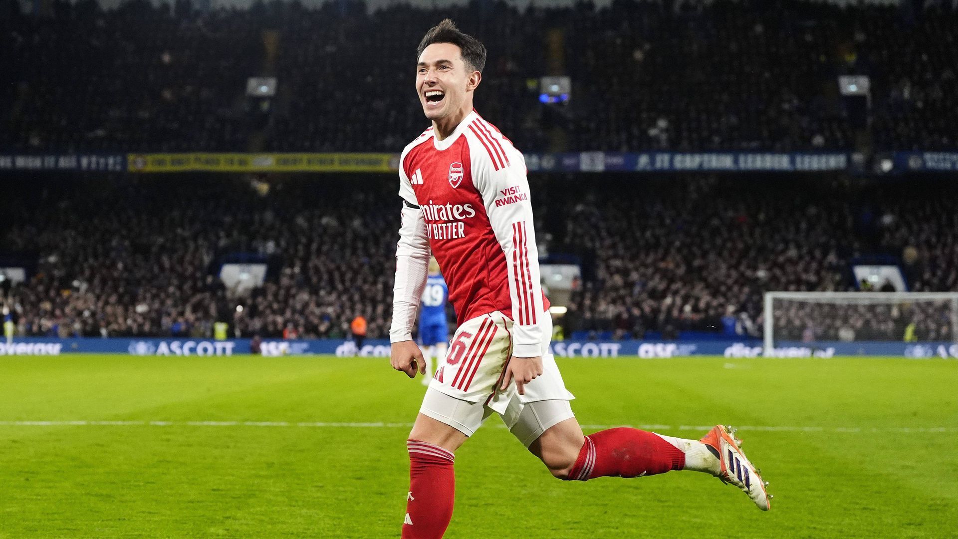 Martín Zubimendi celebrando un gol con el Arsenal