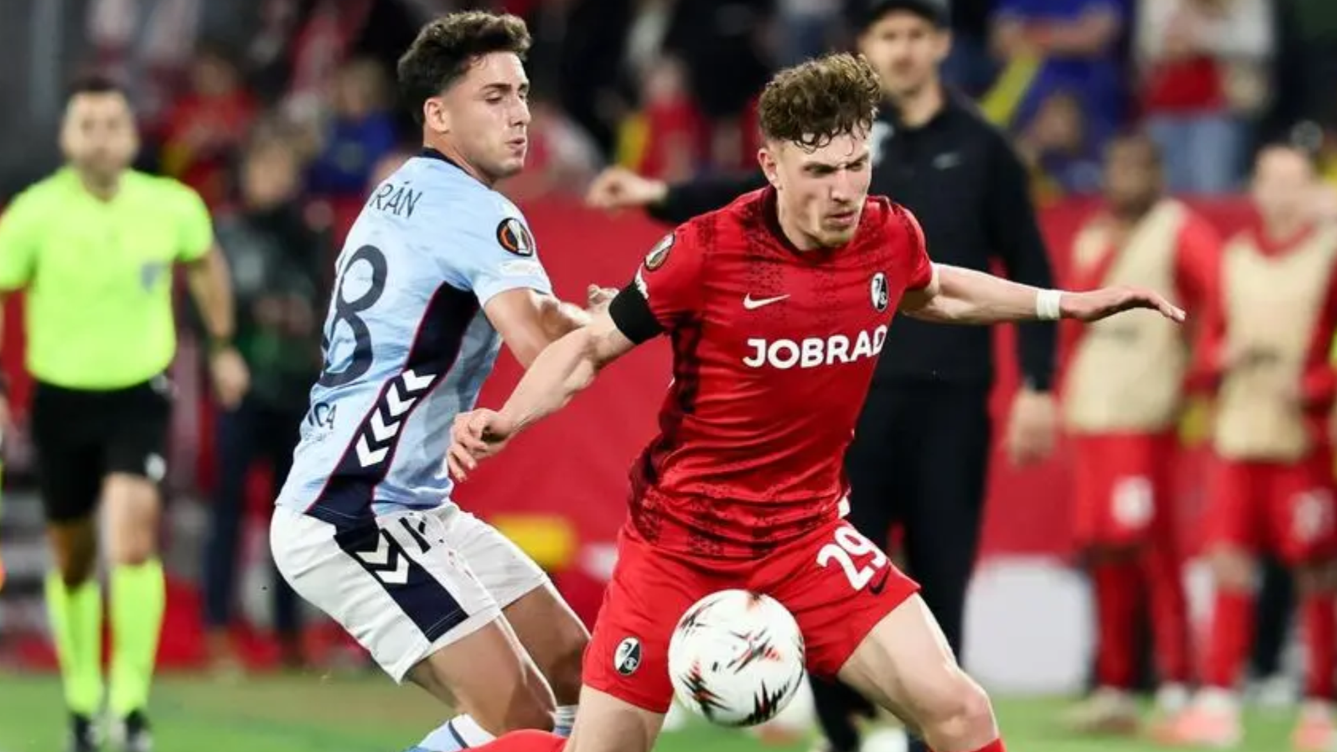 Pablo Durán ante el Friburgo