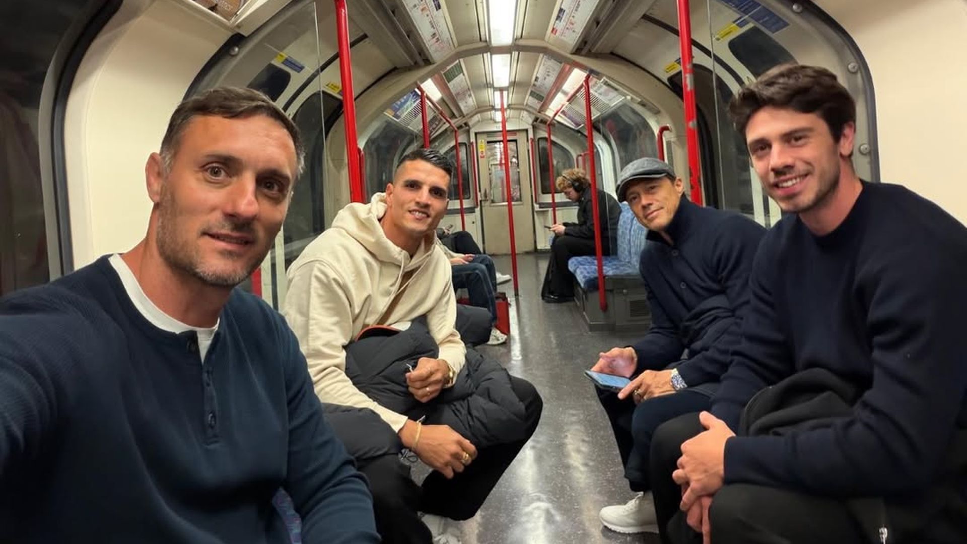 El viaje de fútbol de Almeyda y sus hombres a Inglaterra