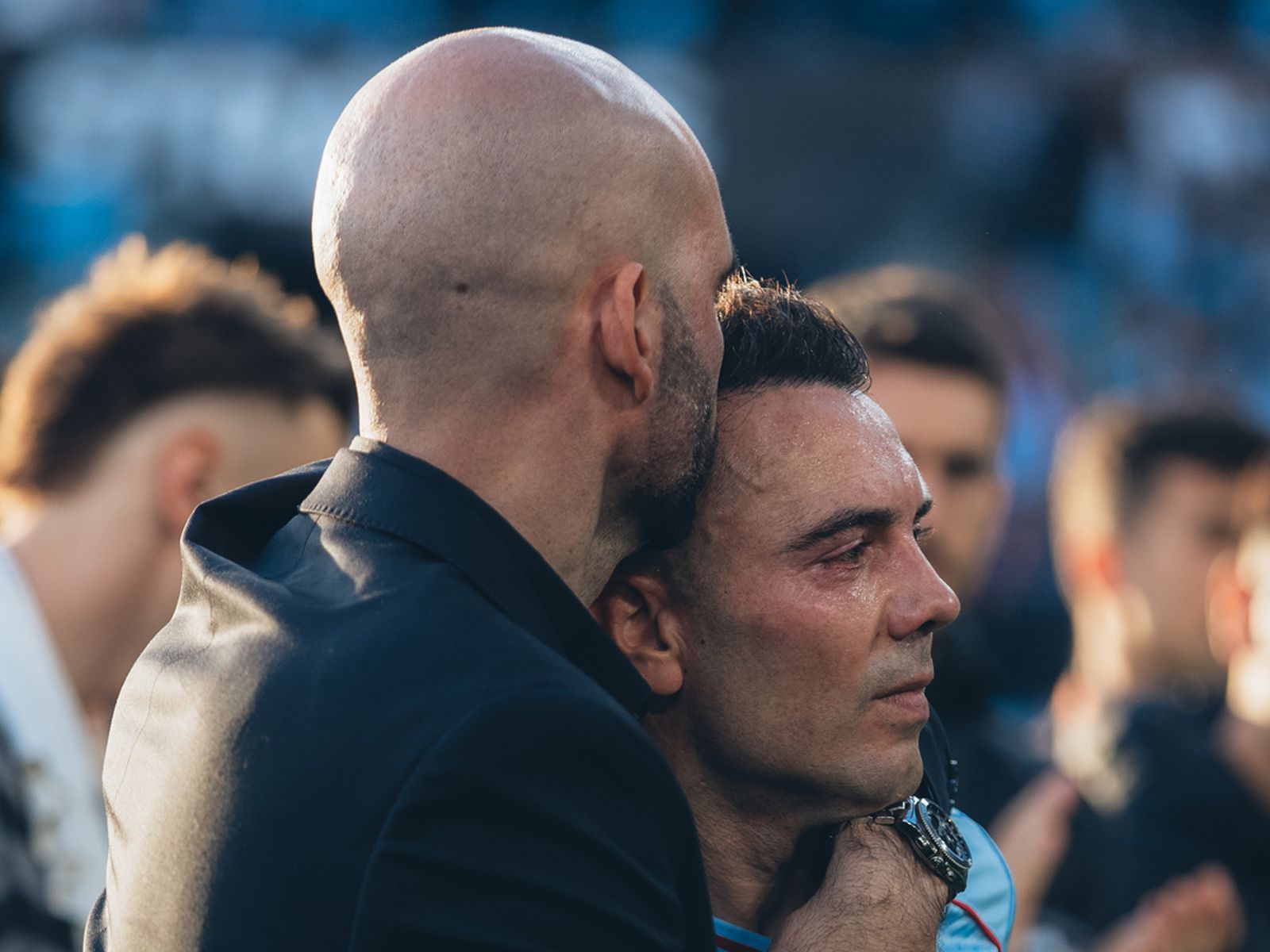 Iago Aspas abrazado por Claudio Giráldez