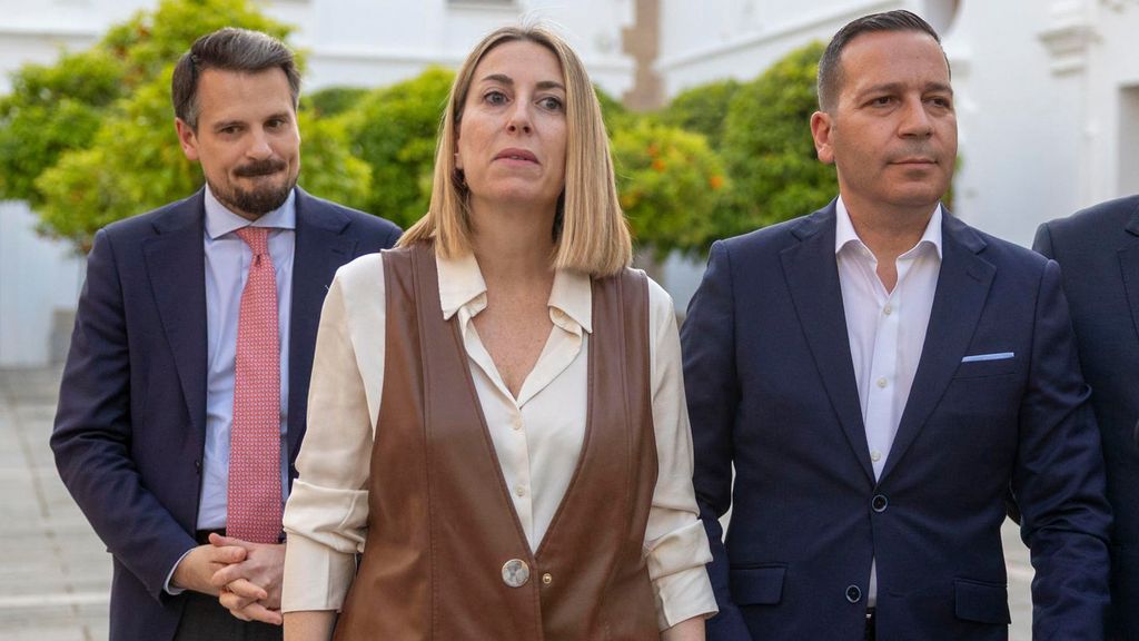 El PP abraza el ideario de Vox en Extremadura con el principio de prioridad nacional como bandera