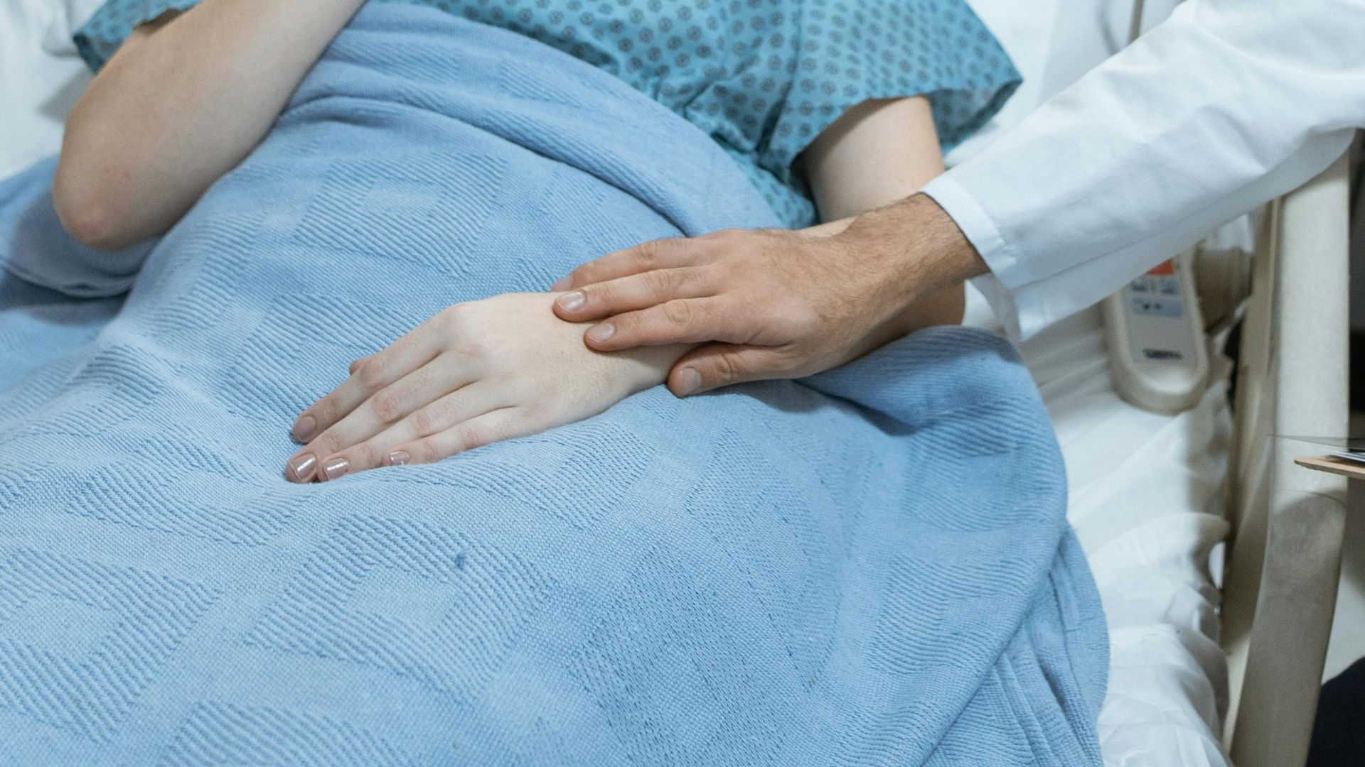 Lucía Garbayo, muere a los 88 años tras recibir la eutanasia al padecer un grave cáncer: "Ha sido una decisión muy pensada"