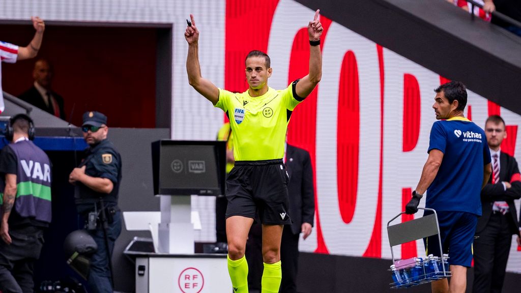 La reflexión de Mónica Marchante sobre las críticas arbitrales