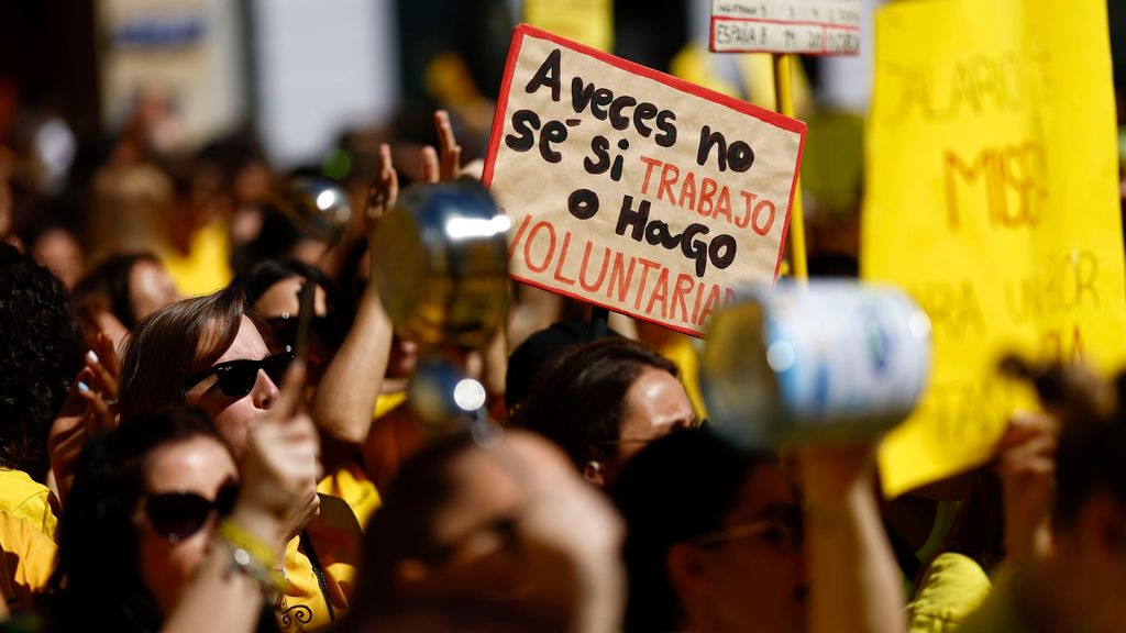 Continúan las protestas por la huelga de las educadoras infantiles: "No nos podemos hacer cargo de tantos niños, no le damos lo que necesitan"