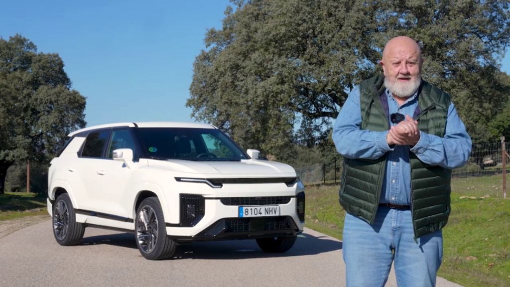 Gonzalo Serrano y el KGM Torres Actyon