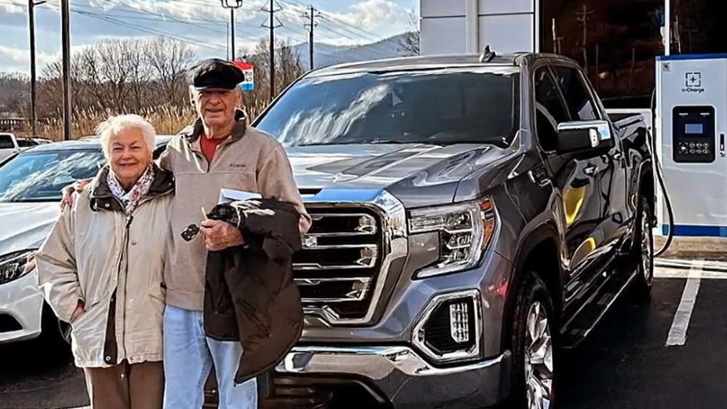 La historia de amor de Marie, la anciana detenida por el ICE: viajó hasta EE.UU. para casarse con su novio de juventud