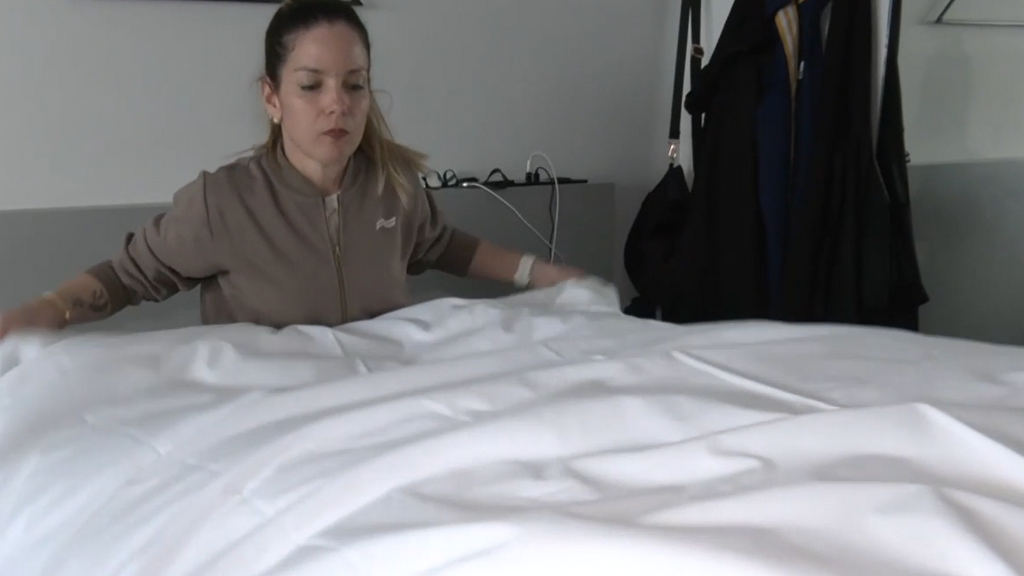 Las kellys consiguen una victoria histórica en Canarias en pleno récord de turismo: los cambios que afectarán a los hoteles