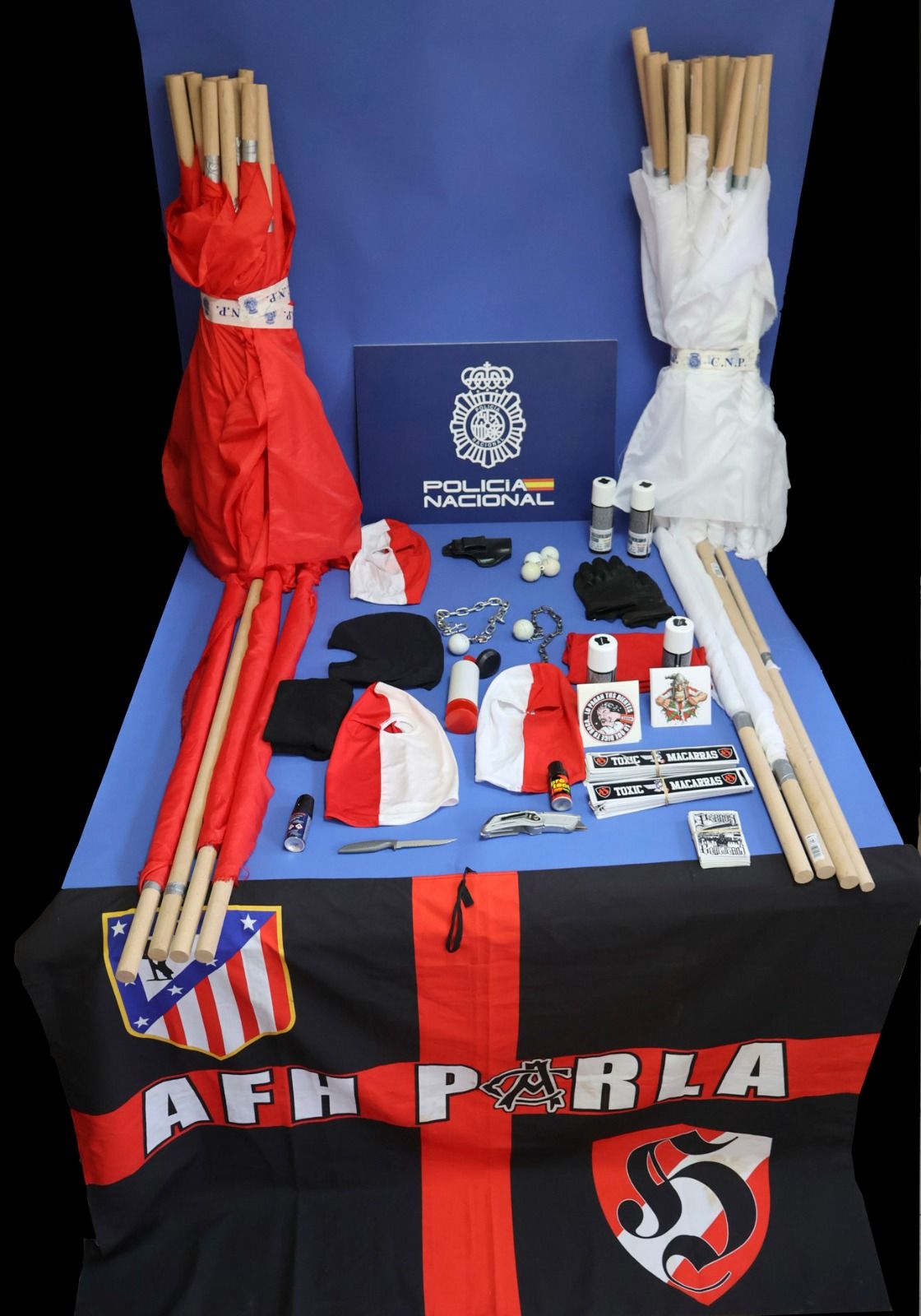 Las objetos incautados dos dos autobuses procedentes de Madrid