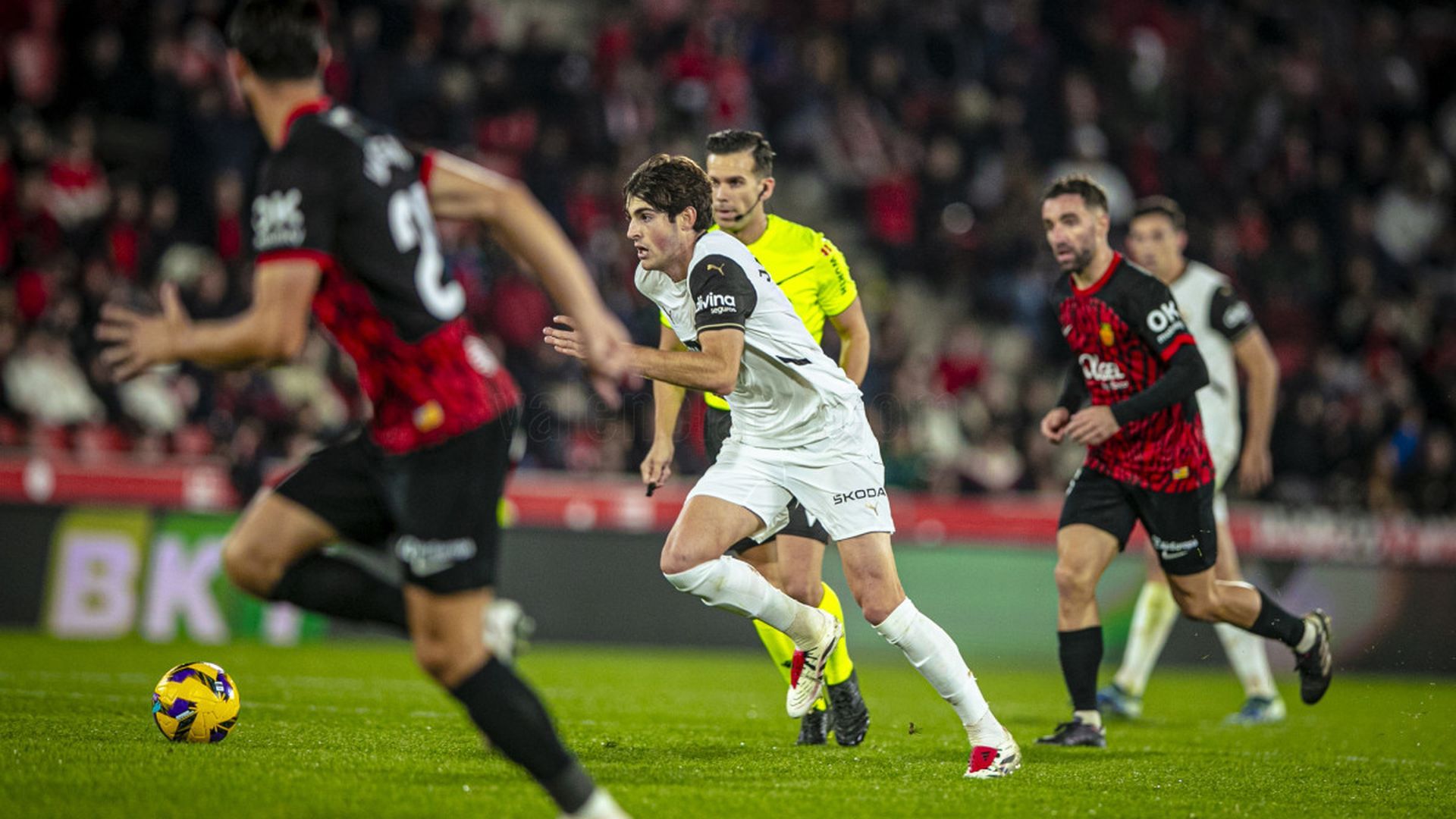 Mallorca-Valencia, histeria contra historia para los de Mestalla