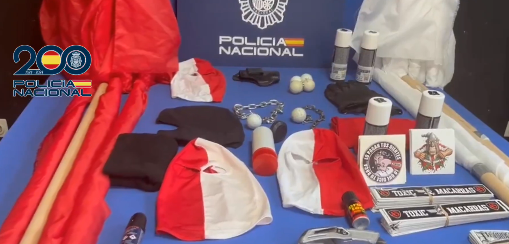 Material peligroso intervenido a ultras que viajaban en autobuses