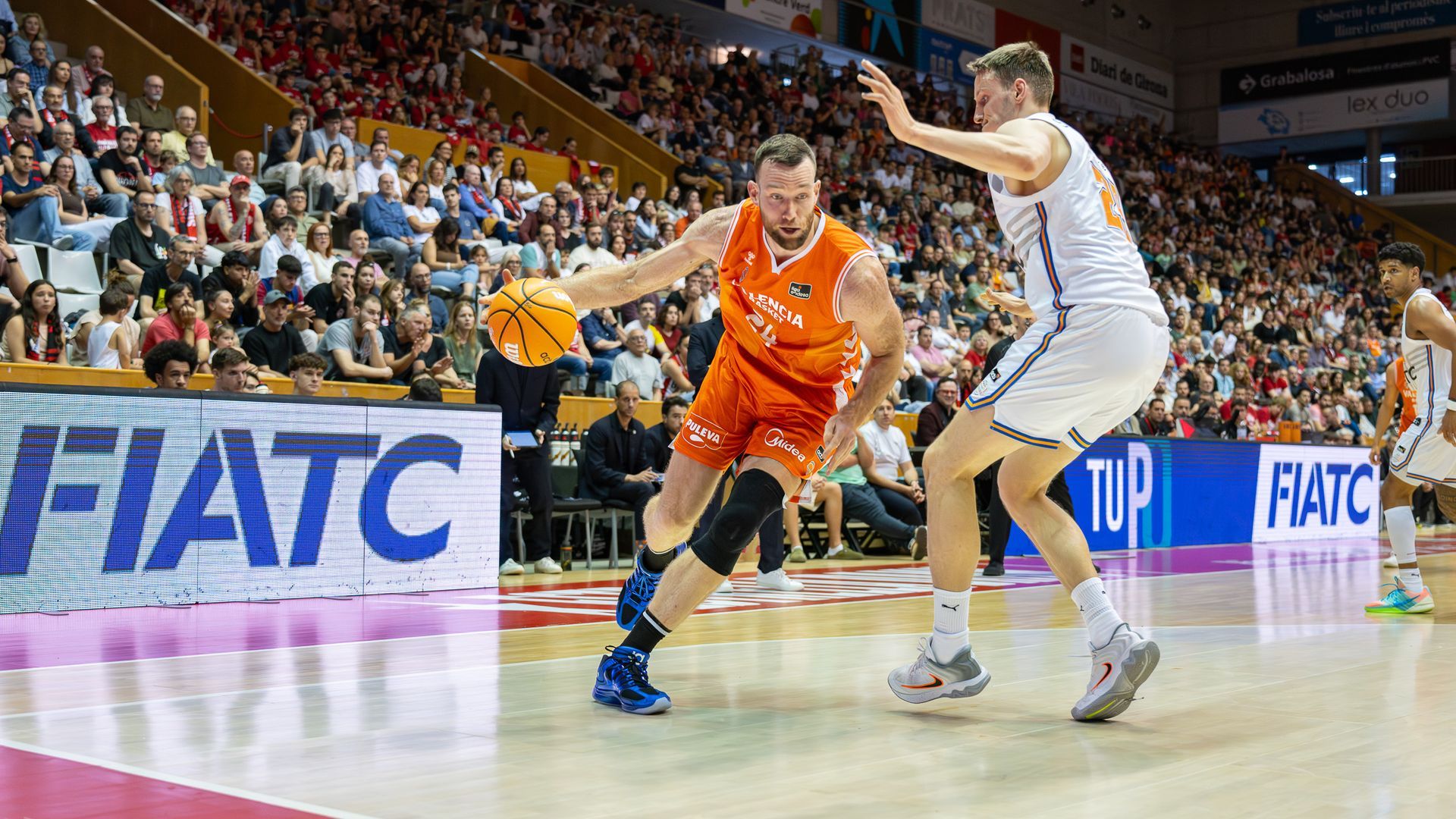 Valencia Basket gana en Girona