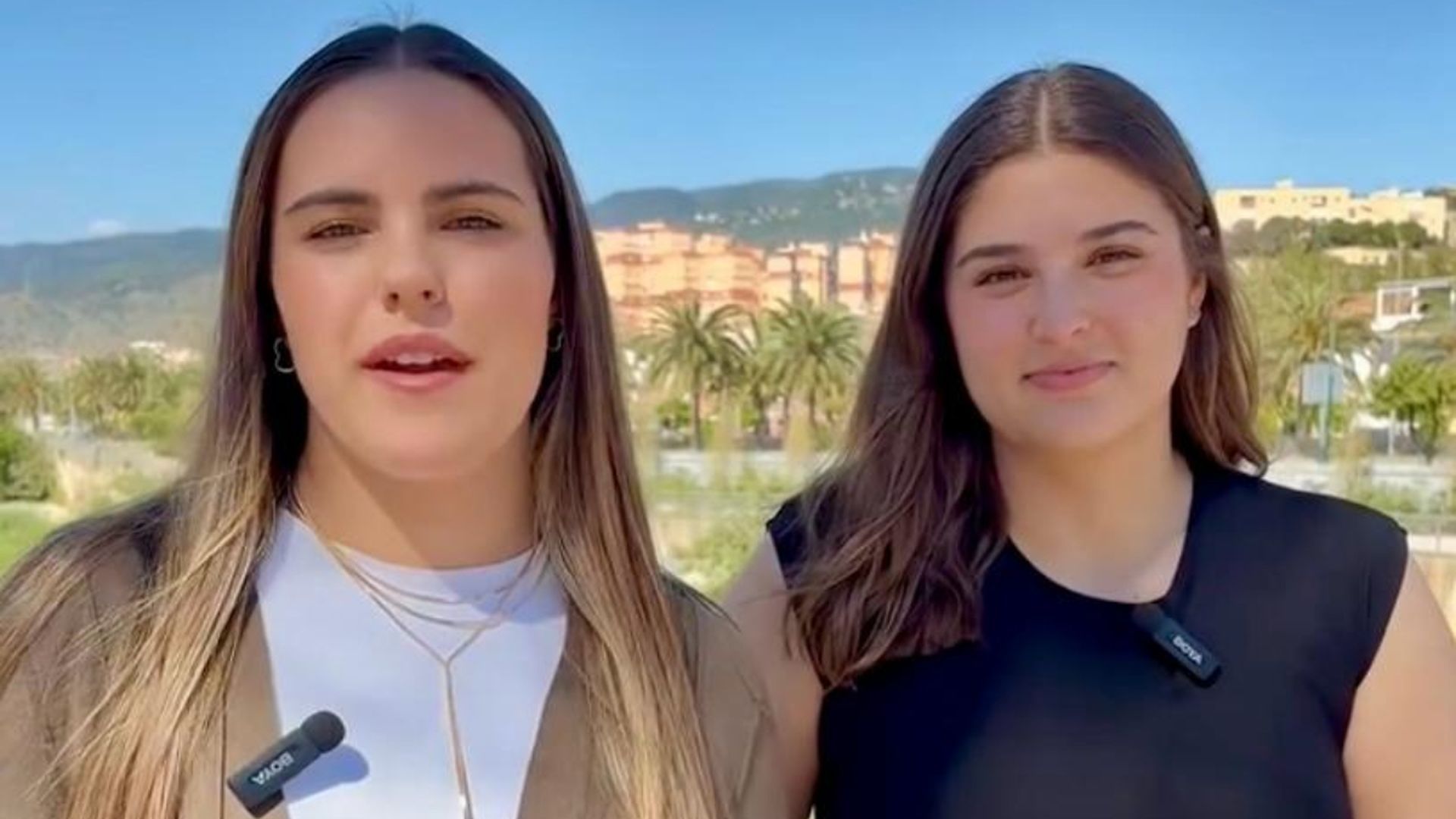 Belén y Lucía, las jóvenes que han  devuelto una cartera con mas de 1.000 euros en Málaga