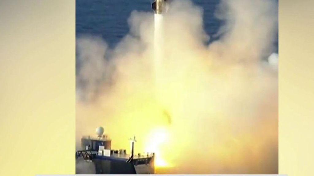 Bezos logra un importante paso en su carrera por ganar a Elon Musk su carrera espacial