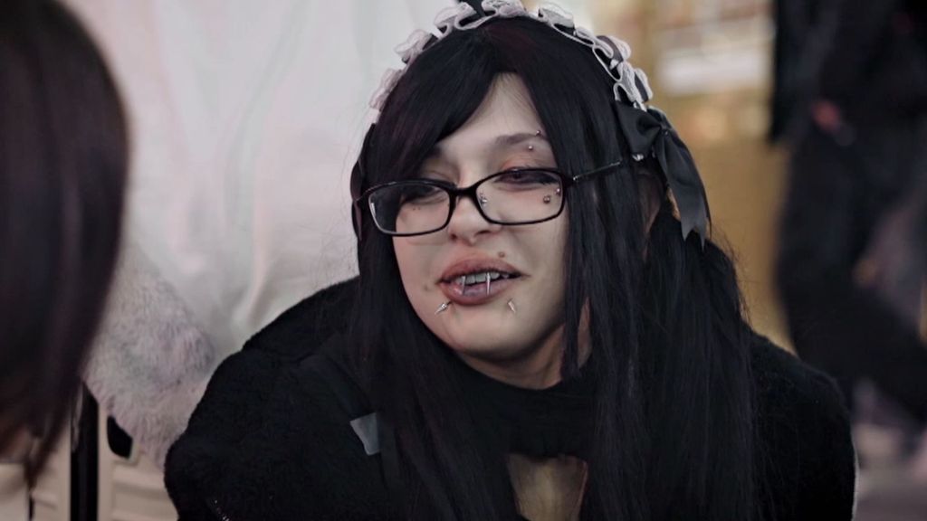 Ela, una española perteneciente a los Toyoko Kids, revela el lado oculto del grupo de jóvenes en Japón: "He visto ya de todo, es una locura"