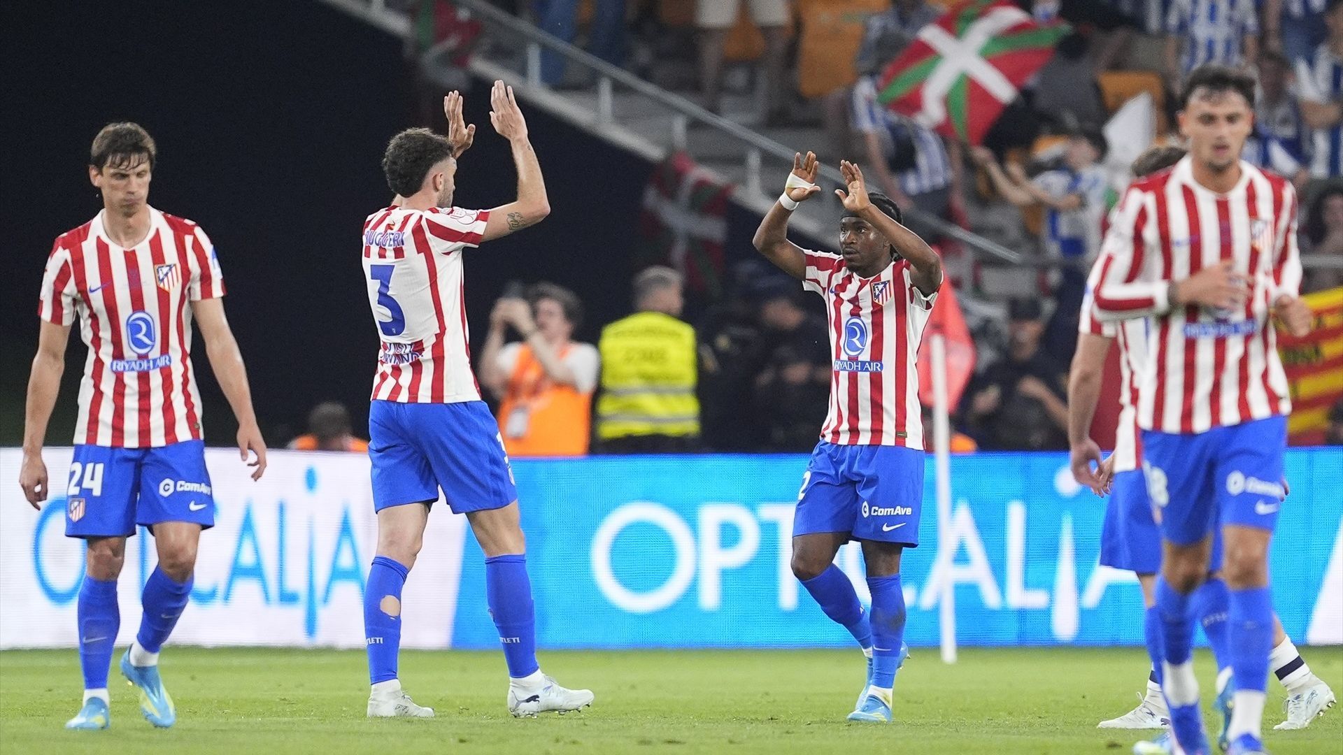 Lookman celebra un gol en la final de Copa