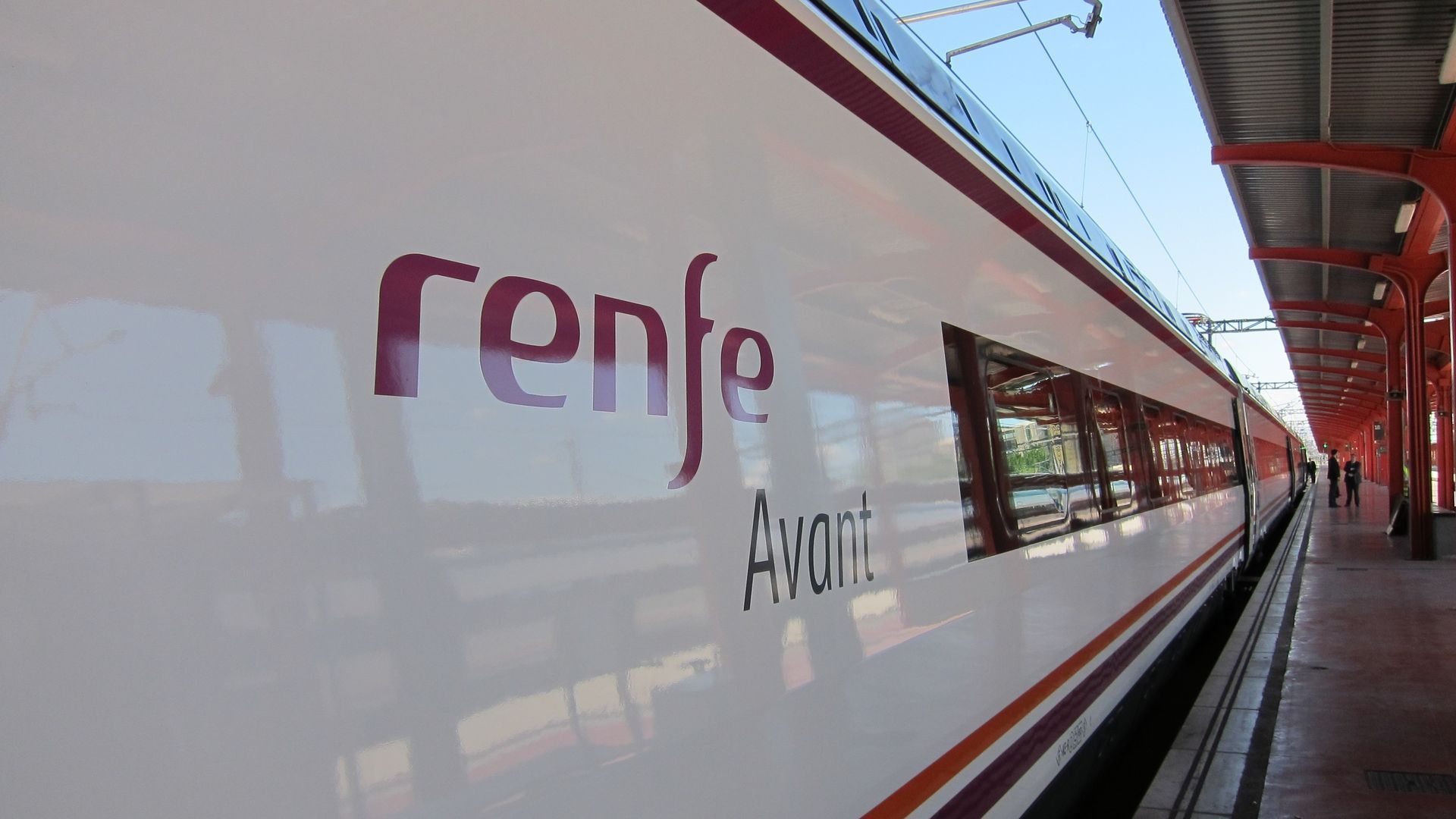 Un tren de Renfe Avant
