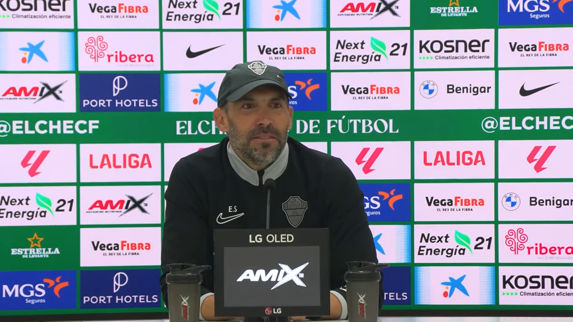 Eder Sarabia en sala de prensa