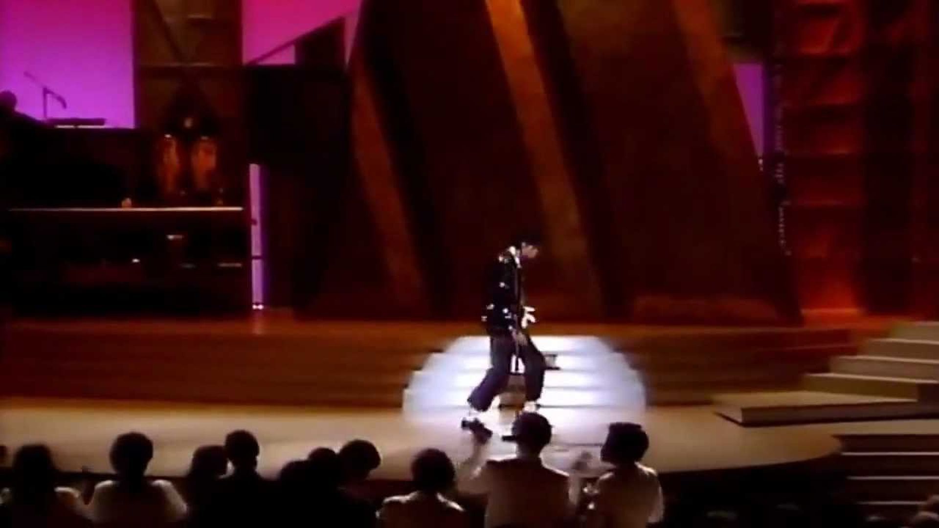 El momento del 'reveal' del moonwalk