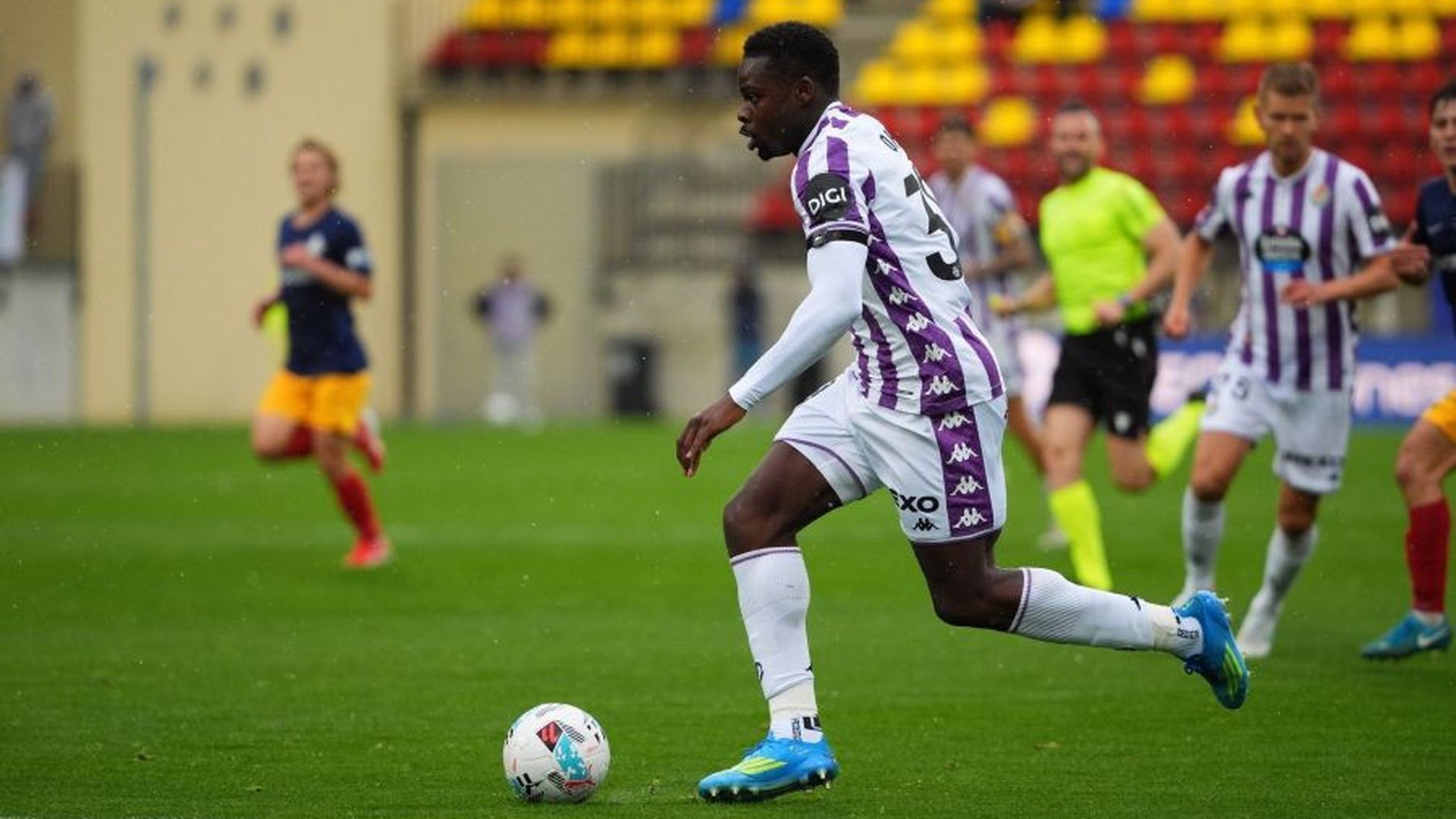 Noah Ohio, ante el Andorra.