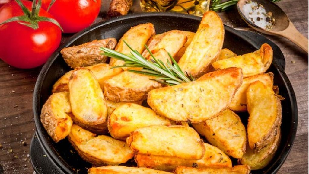 Patatas fritas con Airfryer:  crujientes por fuera y blandas por dentro, al estilo de Sabina Banzo