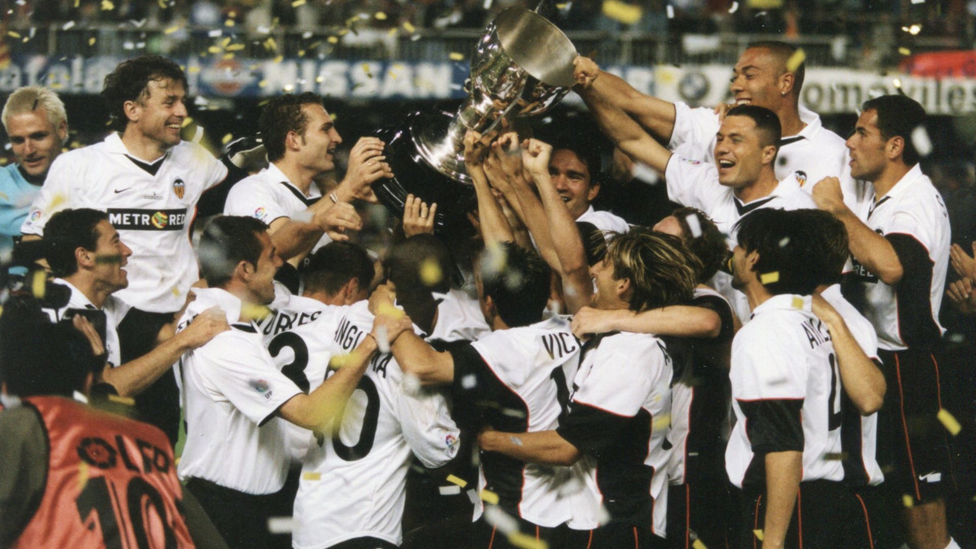 Valencia CF, campeón de LALIGA 2001-02